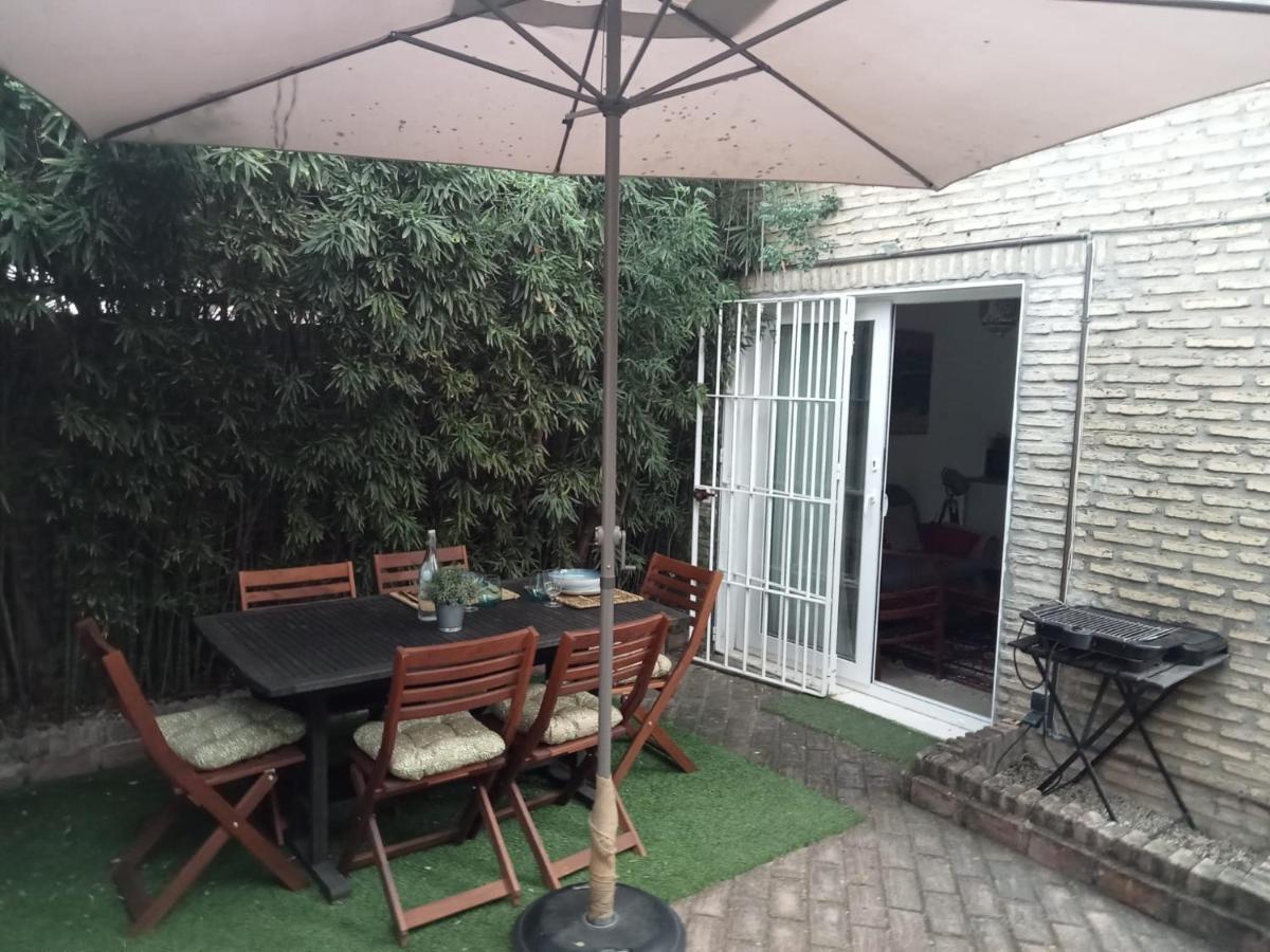 Dormir Entre Limones, Casa De Invitados En Vivienda Familiar Дос-Эрманас Экстерьер фото