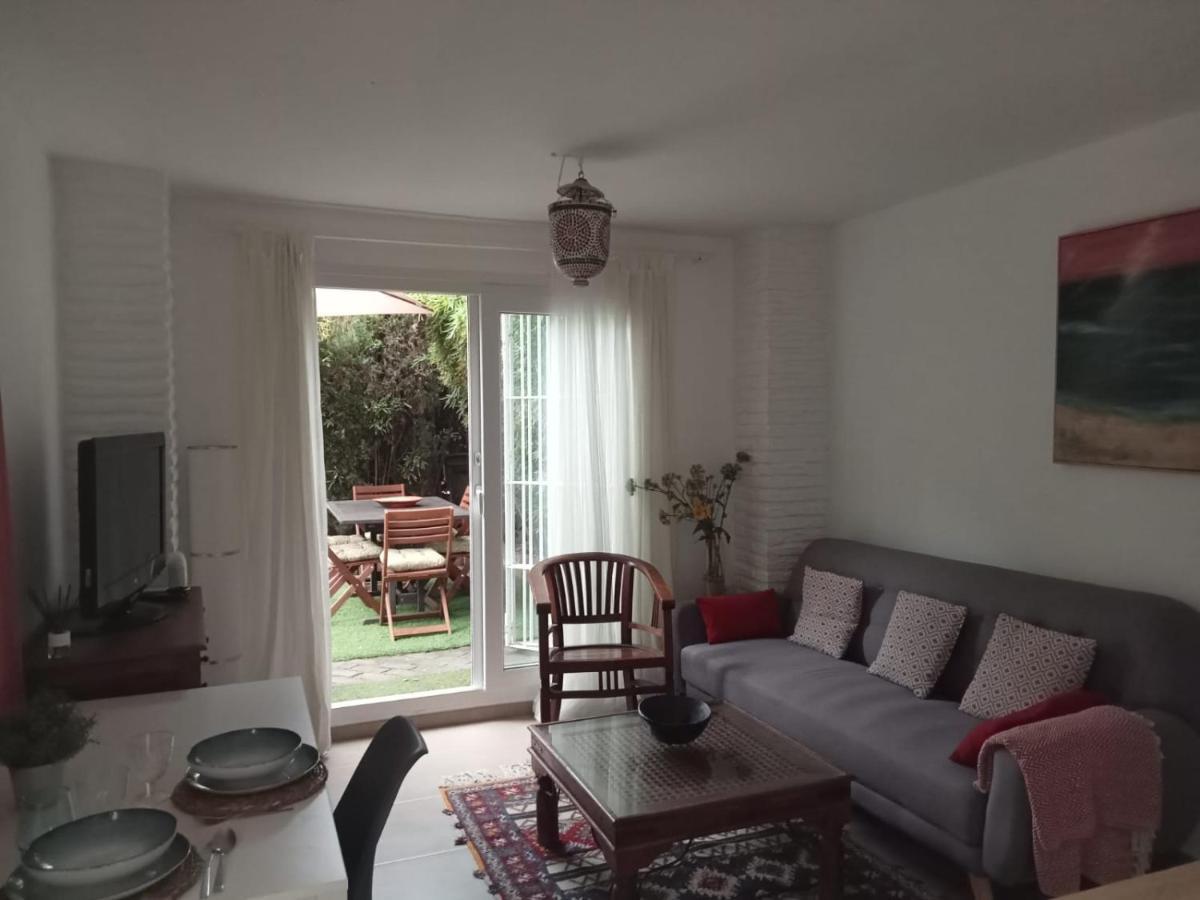 Dormir Entre Limones, Casa De Invitados En Vivienda Familiar Дос-Эрманас Экстерьер фото